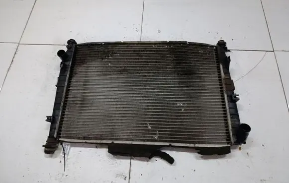 Ford Mondeo Mk III Coolant radiator 