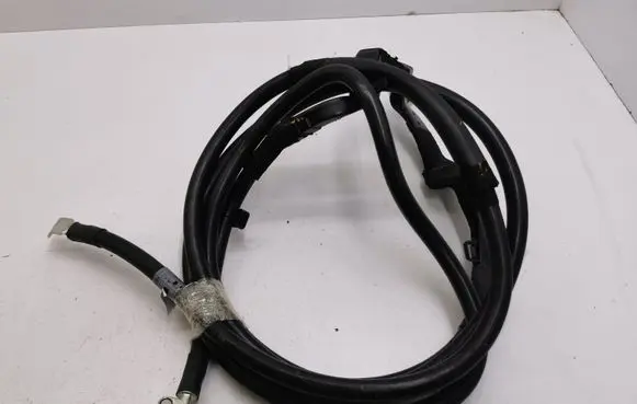 Mercedes-Benz C W204 Positive cable (battery) A2045403510