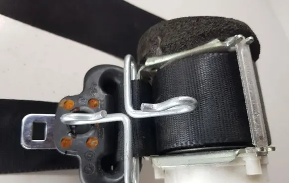 Ford S-MAX Rear seatbelt 611B68M