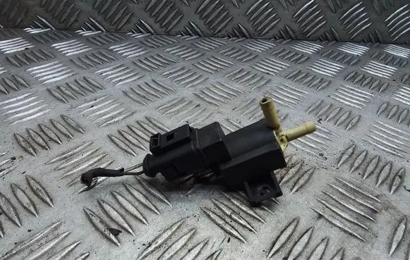 Volkswagen Golf Cross Turbo solenoid valve 03C906283B 70258802
