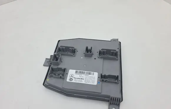 Mercedes-Benz E W213 SAM control unit A2139014203
