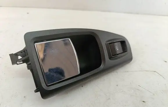 Lancia Musa Rear door interior handle trim A739