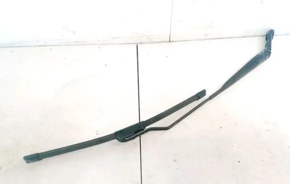 Nissan Micra Front wiper blade arm