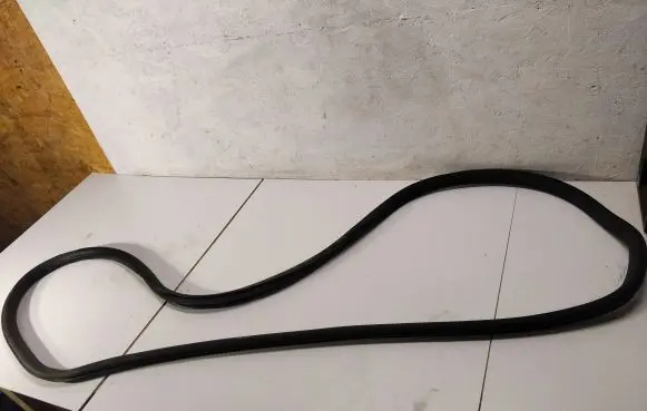 Opel Meriva B Rubber seal front coupe door 