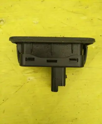 Renault Zoe Tailgate opening switch 8200076256