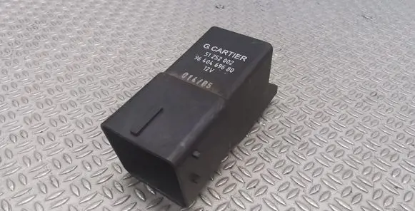 Peugeot 407 Glow plug pre-heat relay 9640468680