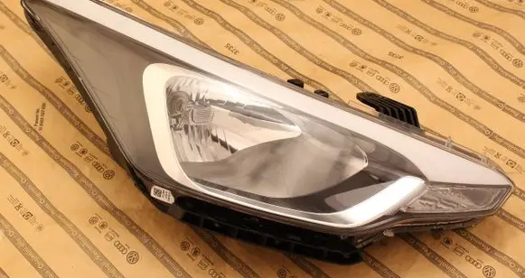 Hyundai i20 (GB IB) Headlight/headlamp 92102-C8000