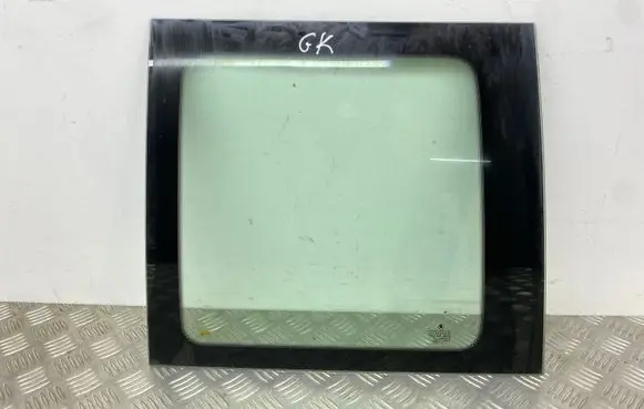Skoda Yeti (5L) Rear side window 5L6845297D