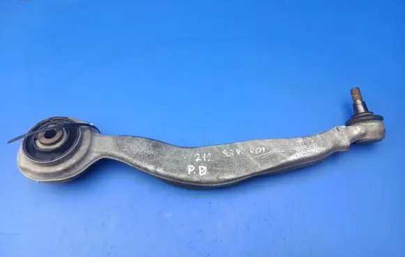 Mercedes-Benz E W212 Front lower control arm/wishbone 21220 A2213330897