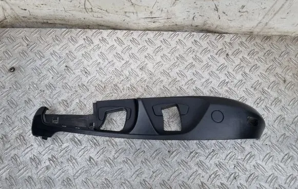 BMW 1 E82 E88 Seat trim 9120346