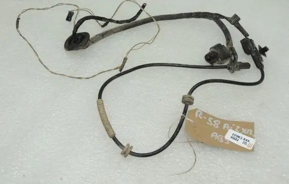 Nissan Navara D40 ABS rear brake sensor 479007258R