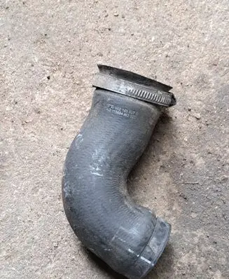 Audi A6 S6 C6 4F Air intake hose/pipe 8E0145837G