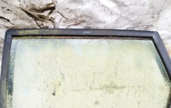 Opel Astra F Rear door window glass