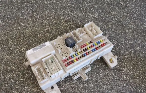 Ford Focus C-MAX Fuse module 3M5T14014CAF 4M5T14A073BE
