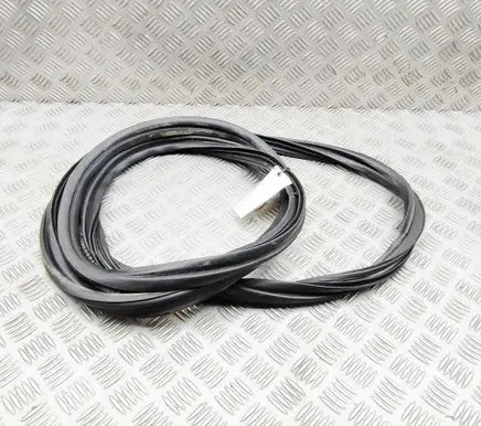 KIA Xceed Trunk rubber seal (body) 87321J7800