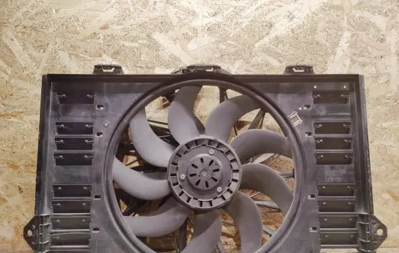 Porsche Panamera (970) Electric radiator cooling fan 97010606106 97062403703