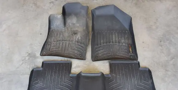 Chrysler 200 Car floor mat set 