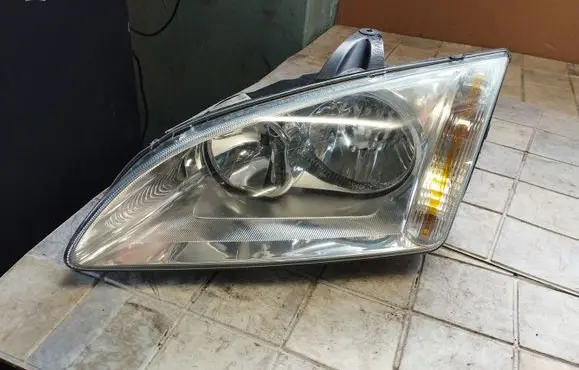 Ford Focus Headlight/headlamp 4M5113W030AC