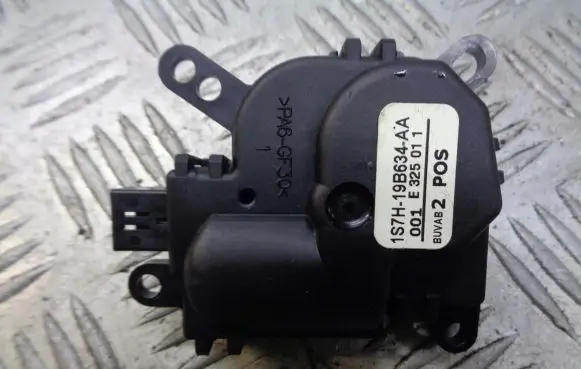 Ford Mondeo Mk III A/C air flow flap actuator/motor 1S7H-19B634-AA