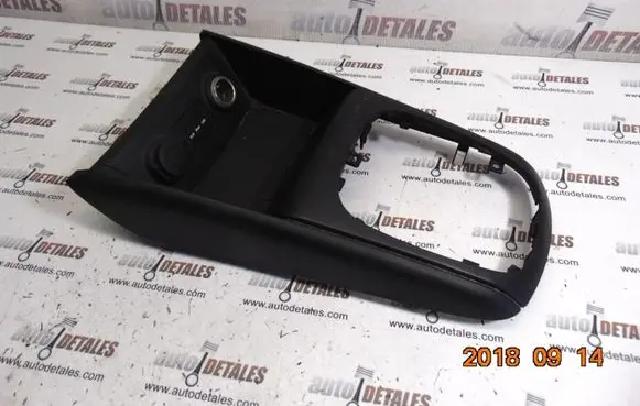 Hyundai i30 Other interior part 84651-2R941