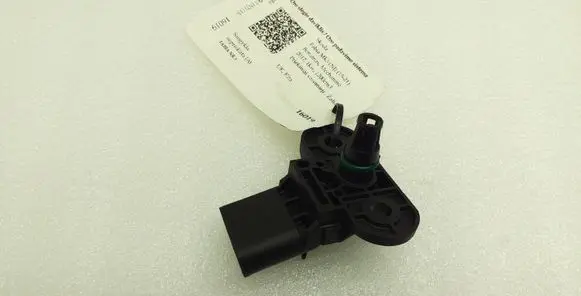 Skoda Fabia Mk3 (NJ) Air pressure sensor 03C906051F 0261230235