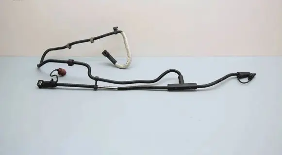 Volkswagen Caddy Fuel line pipe 5R3131961A