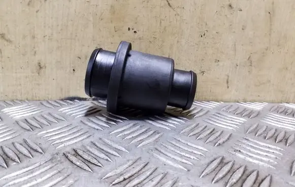 Ford Focus Intercooler hose/pipe XS4Q9F764AB 094351K01