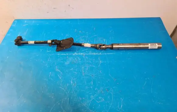 Mercedes-Benz Sprinter W906 Steering wheel axle A9064620001