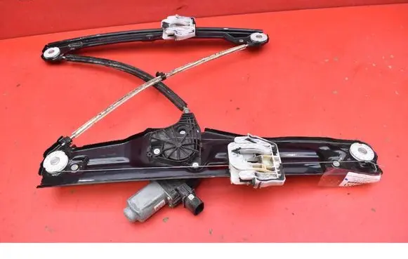 BMW X3 F25 Front door window regulator with motor 7205851