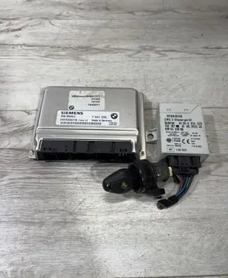 BMW X3 E83 Engine ECU kit and lock set 7541335 6934529 DMEMS450