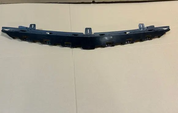 Mercedes-Benz C W205 Front bumper mounting bracket A2058851165