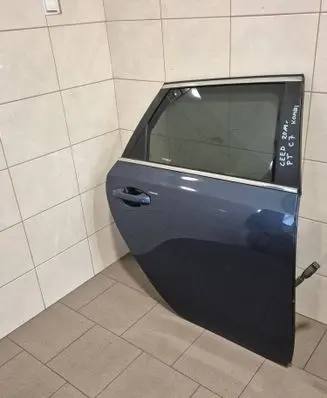 Rear door