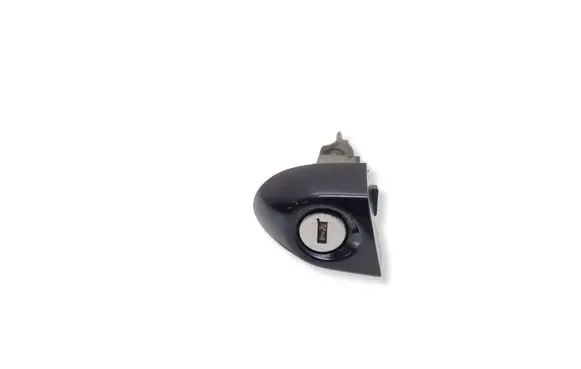BMW 1 E82 E88 Front door lock (next to the handle) 