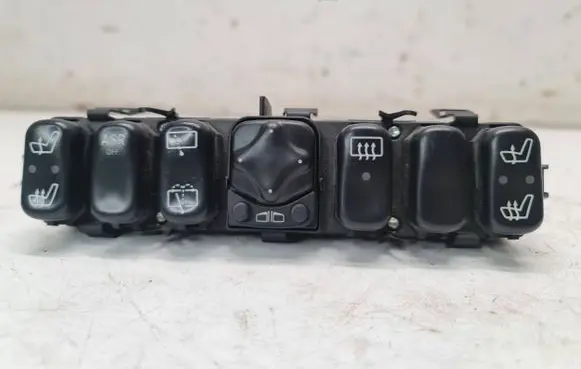 Mercedes-Benz Vaneo W414 A set of switches 1688203810 33011101