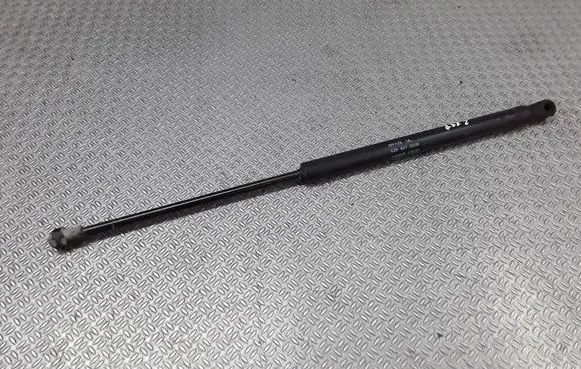 Volkswagen Fox Tailgate/trunk strut/damper 5Z6827550B