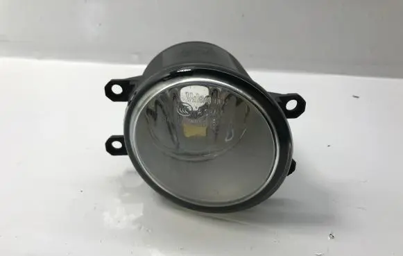 Toyota Avensis T250 Front fog light 89210656 812100D041 812100D042