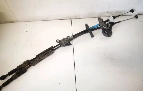 Gear shift cable linkage