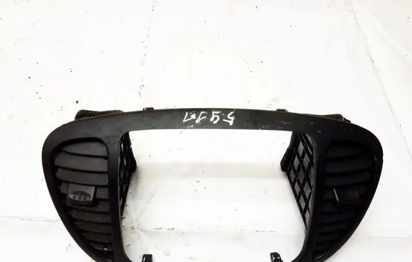 Hyundai i10 Dash center air vent grill 974100X000 97410-0X000