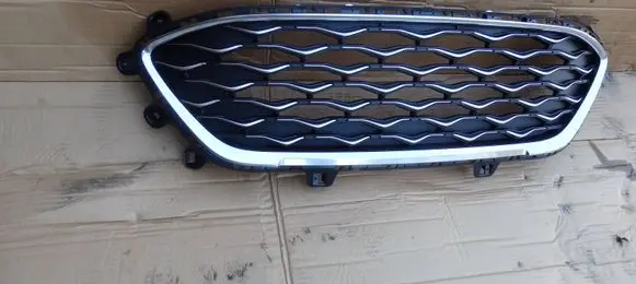 Ford Kuga III Front bumper upper radiator grill LV4B8200VDW