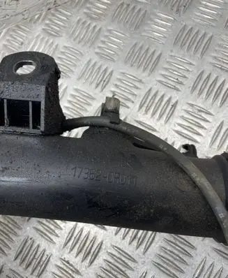 Toyota Avensis T250 Intercooler hose/pipe 173620R011