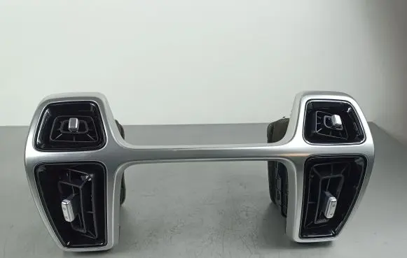 KIA Sorento IV Dash center air vent grill