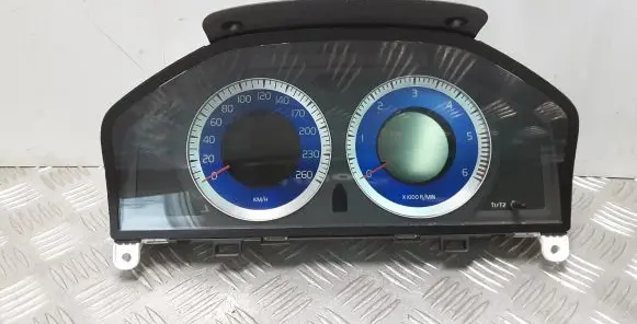 Volvo XC60 Speedometer (instrument cluster) 30733367 69399670U