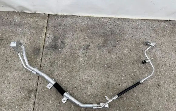 BMW X6 G06 Air conditioning (A/C) pipe/hose V1949657903