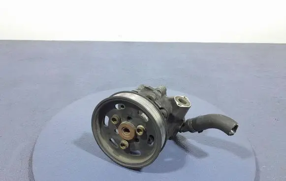 Audi A4 S4 B8 8K Power steering pump 8K0145154B