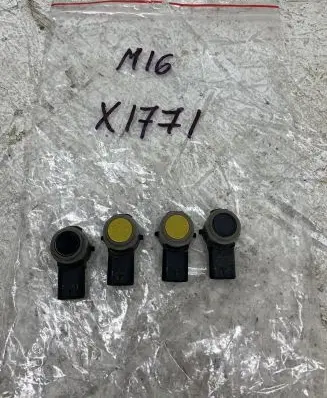 Opel Astra L Parking PDC sensor 9813348377