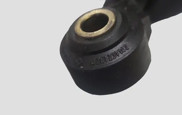 Volvo XC90 Detonation knock sensor 026123142