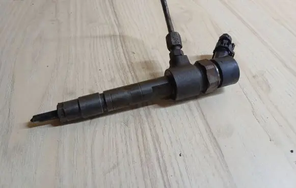 Fiat Doblo Fuel injector 0445110119