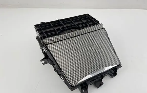 BMW 4 G22 G23 G24 G26 Glove box central console 6806796 187013 0102030405