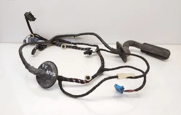 Skoda Rapid (NH) Front door wiring loom