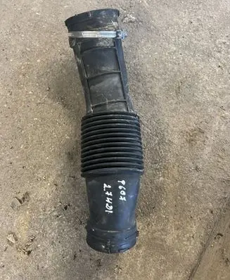 Peugeot 607 Air intake hose/pipe 96530965